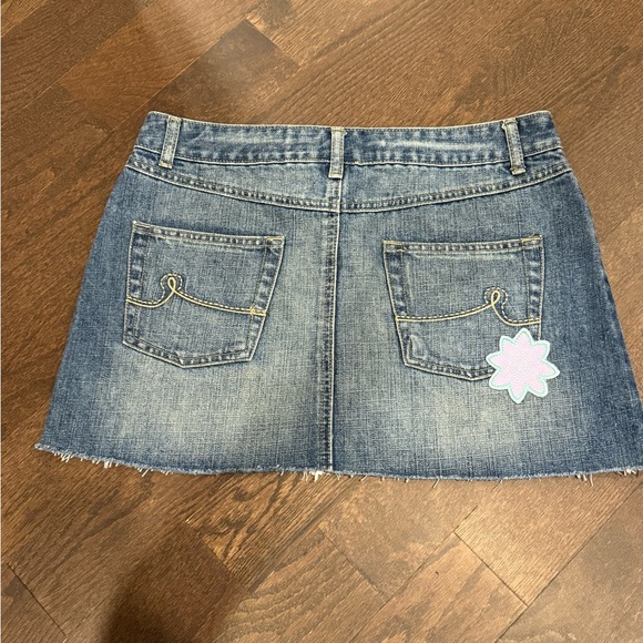 Super cute Delia’s Demi mini skirt size 7 - Picture 5 of 7